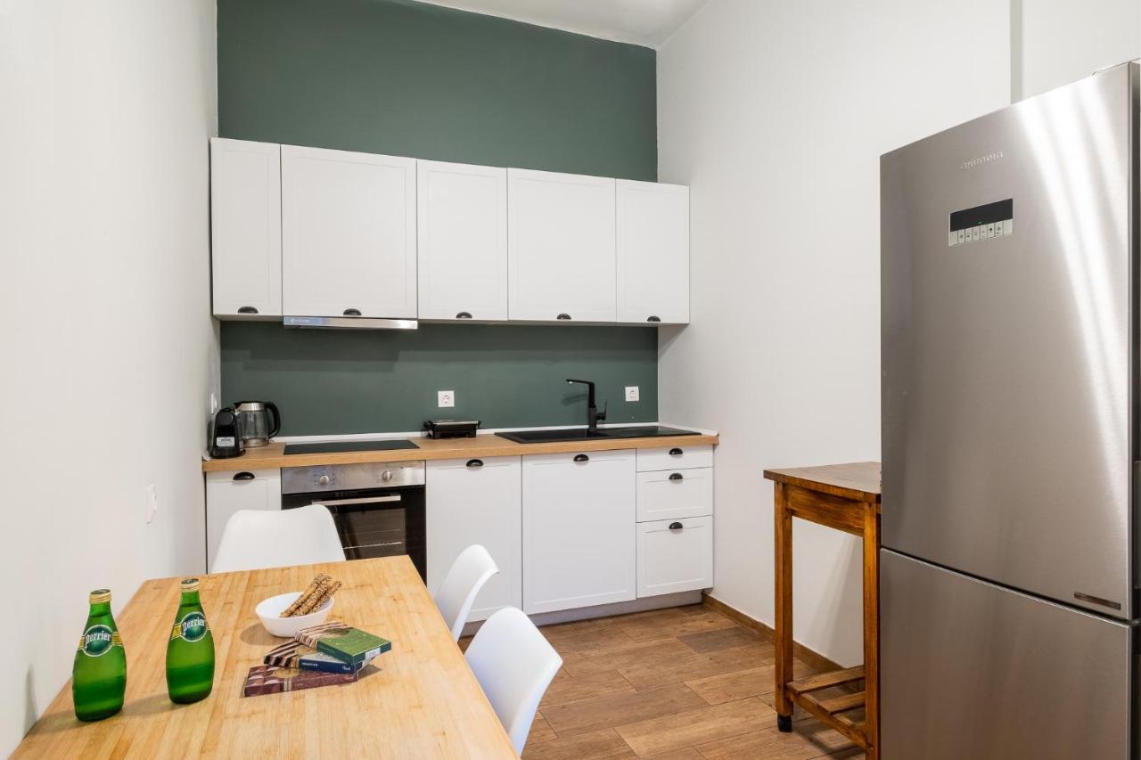 Central5 Boutique Apartments With Common Garden Next To Metro Atena Exterior foto