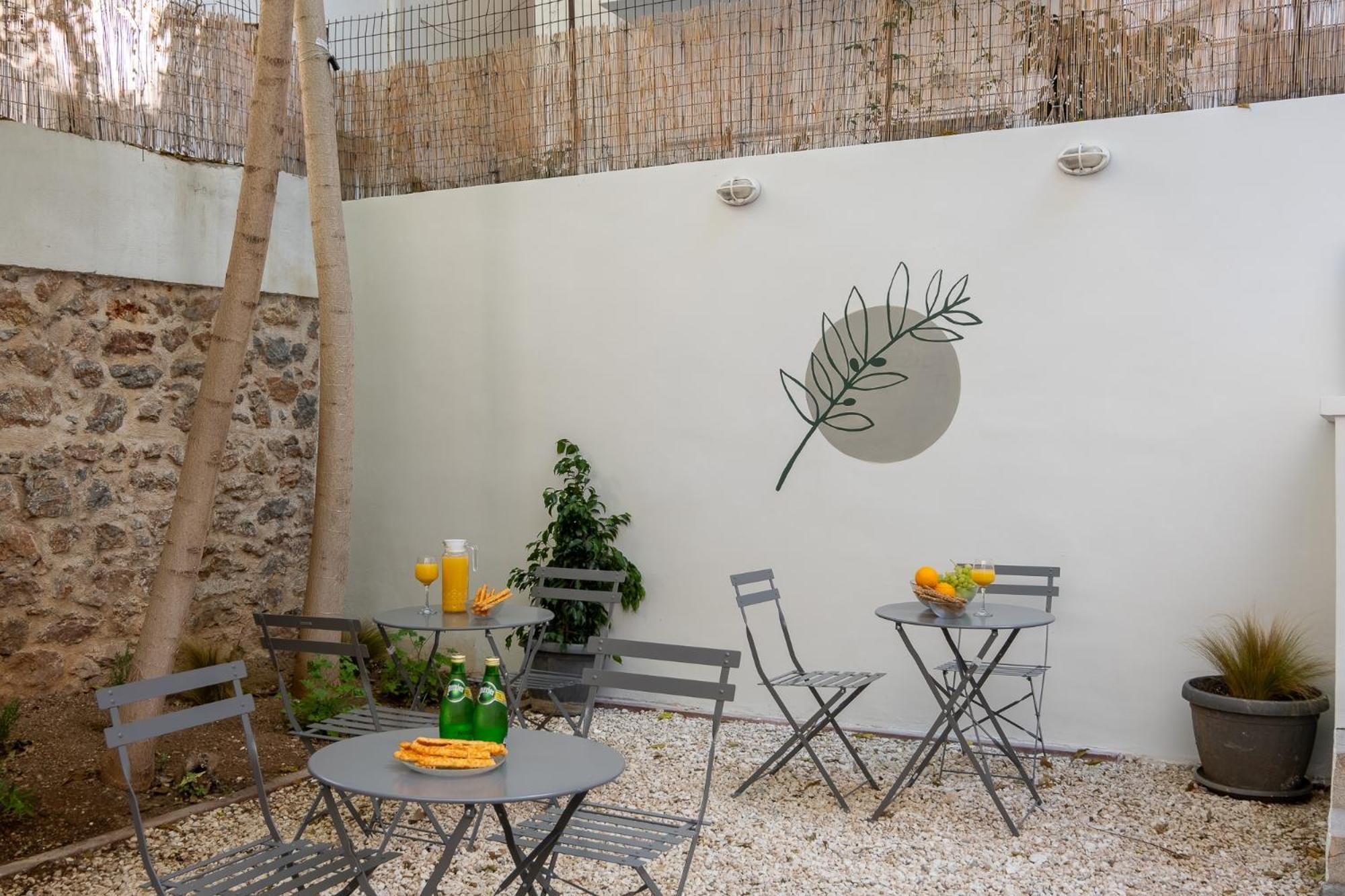 Central5 Boutique Apartments With Common Garden Next To Metro Atena Exterior foto