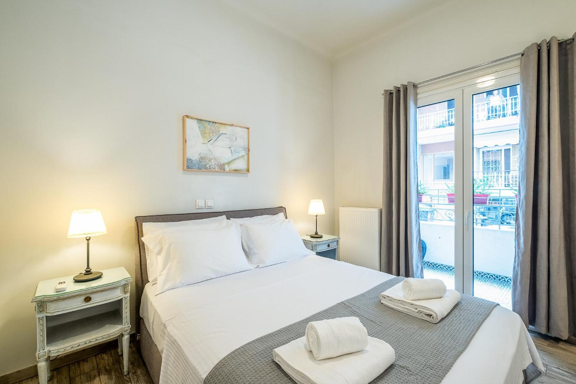Central5 Boutique Apartments With Common Garden Next To Metro Atena Exterior foto